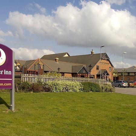 Premier Inn Barnsley Wombwell Eksteriør billede