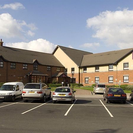 Premier Inn Barnsley Wombwell Eksteriør billede