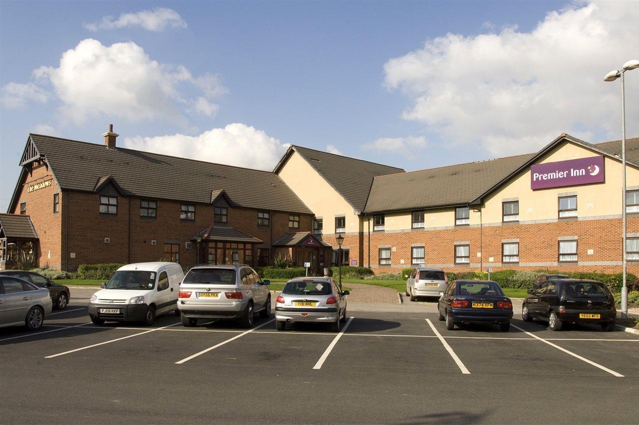 Premier Inn Barnsley Wombwell Eksteriør billede