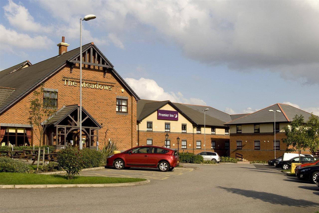 Premier Inn Barnsley Wombwell Eksteriør billede
